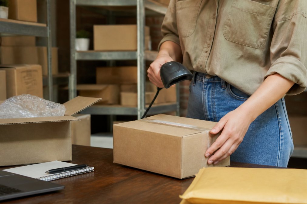 Is Tracked Shipping Standard for Retail in 2026?