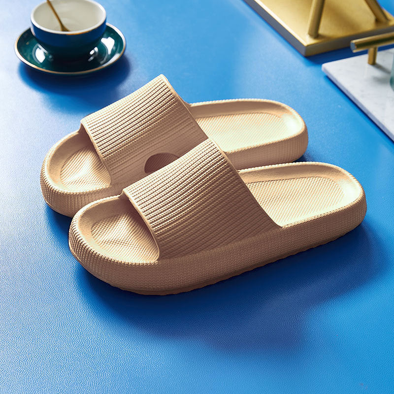 Soft Home Couple Slippers - product photo 3