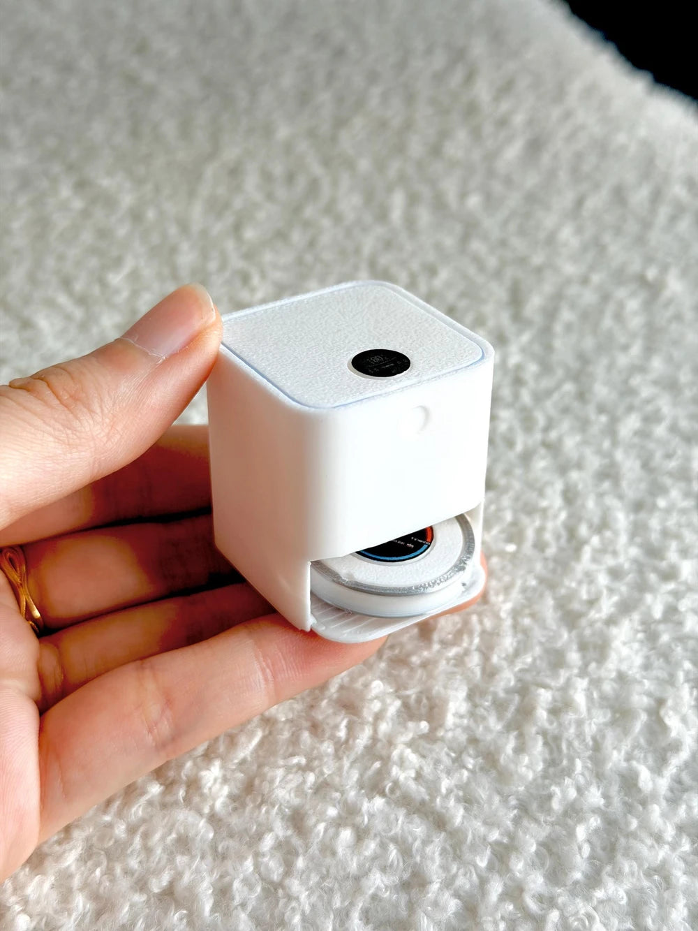 Miniature Robot Vacuum Desk Model - product photo 2