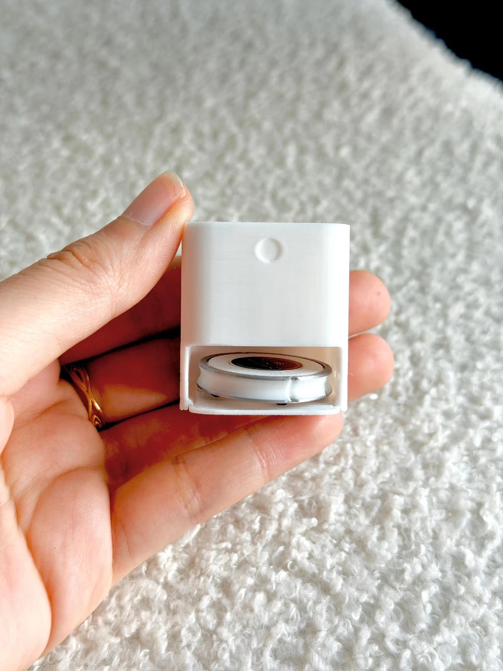 Miniature Robot Vacuum Desk Model - product photo 3